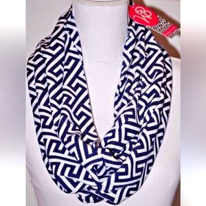 WB infinity scarf HighQuality NEW Perfect for breast feeding mamas!!!